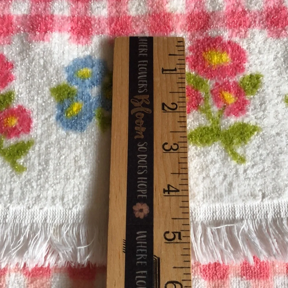 Springmaid Vintage Guest Towel Set Pink Gingham and flowers terrycloth 60s